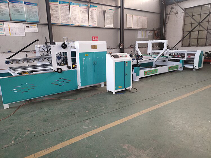 2400型高速全自動粘箱機